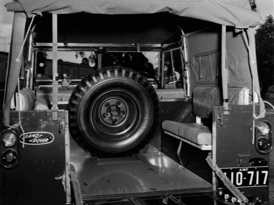  Land Rover Series II 88 Command Reconnaissance 1958 года  (фото 3 из 3)